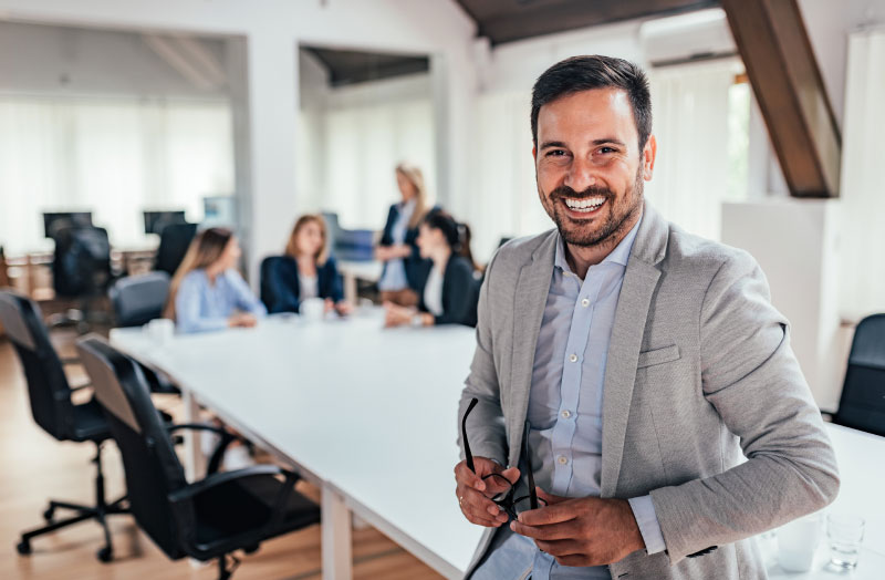 Incentive plan secrets to combat the great resignation